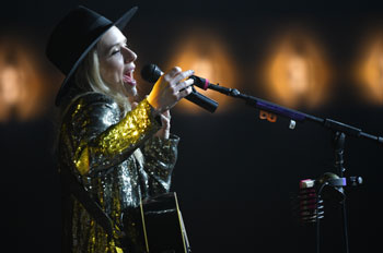 ZZ Ward