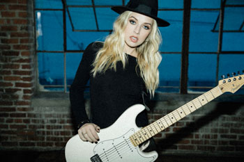 ZZ Ward