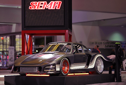 Feature Vehicle Display