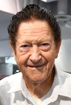 Gene Winfield