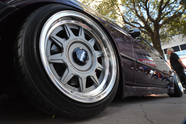 ’87 BMW 325 “Grape”